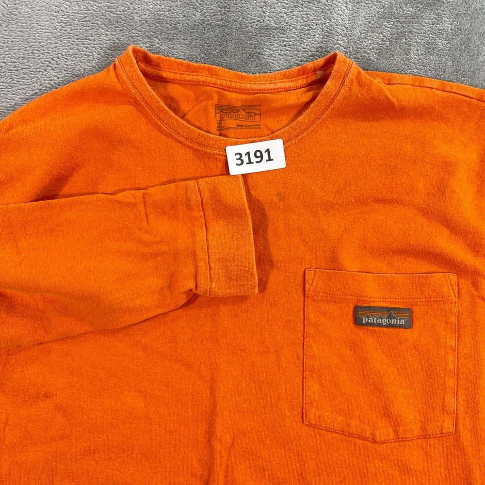 Patagonia Long Sleeve Pocket T-Shirt Mens XL Orange Organic Cotton Logo